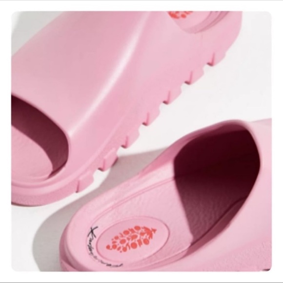 Free People HALFTIME SLIDES SIZE 37 / 38 NWT - Picture 4 of 12